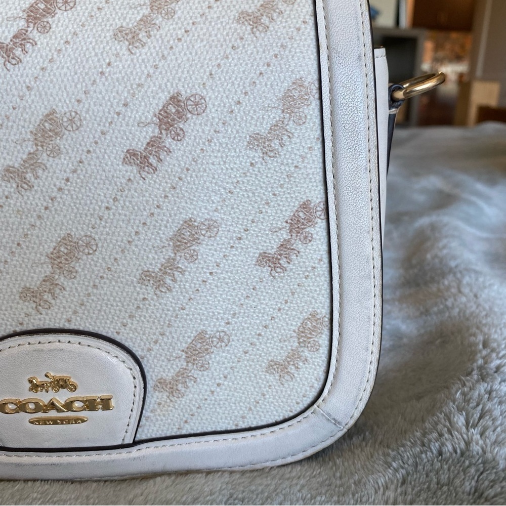 Coach Horse and Carriage crossbody bag- missing tag - Picture 4 of 10